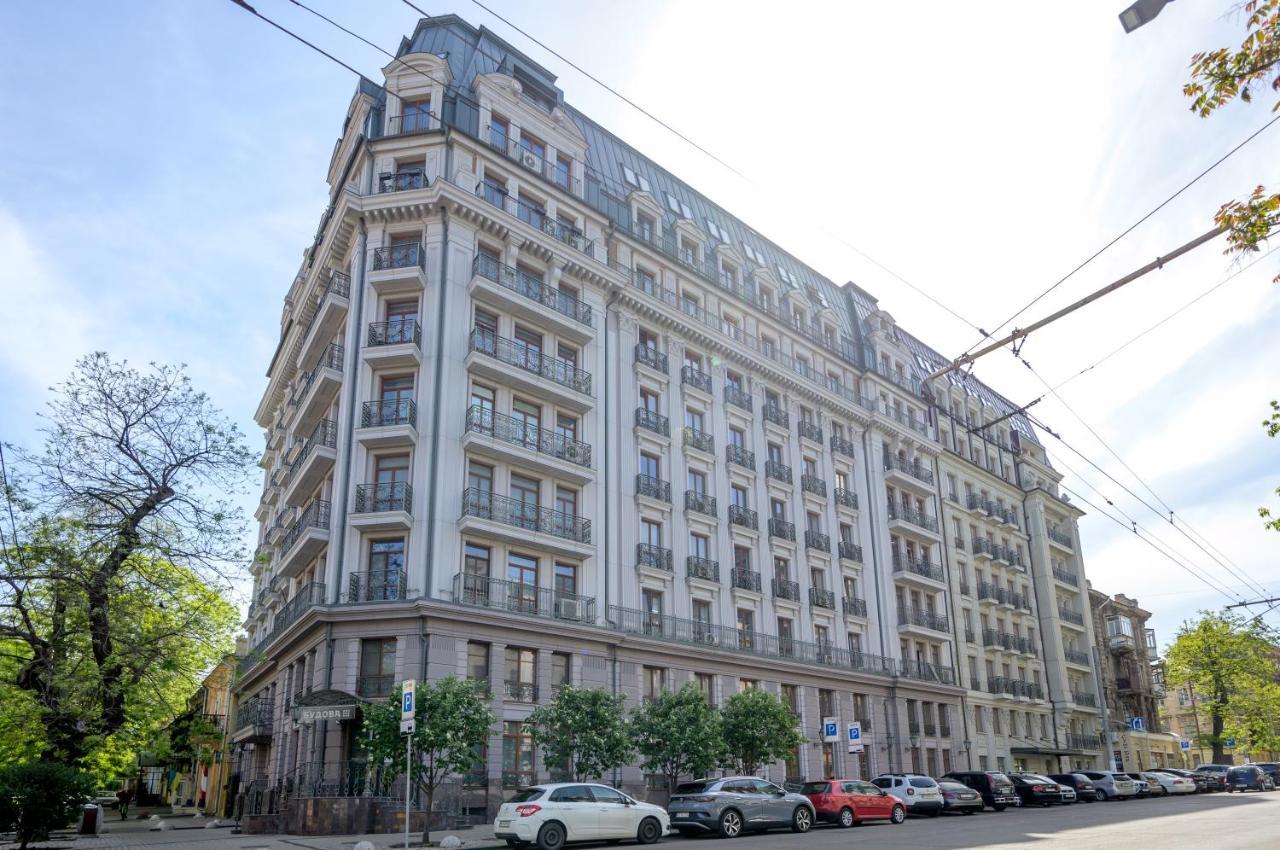 Красивая Квартира В Центре Одессы Odessa Exteriör bild